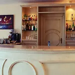 Club Kennedy 로첼라 이오니카