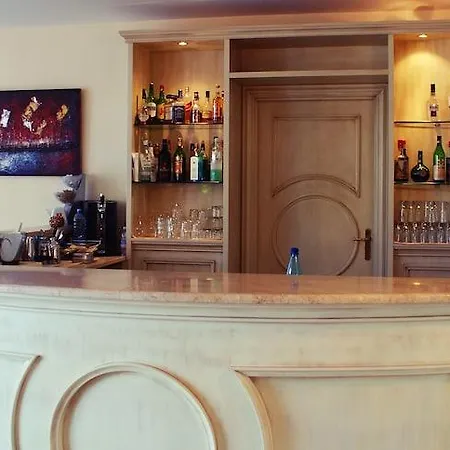 Club Kennedy Hotel