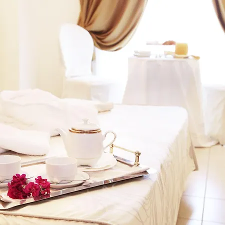 Hotel Club Kennedy 4*