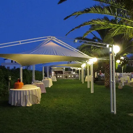 Hotel Club Kennedy 4*