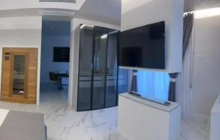 Club Kennedy Отель 4*
