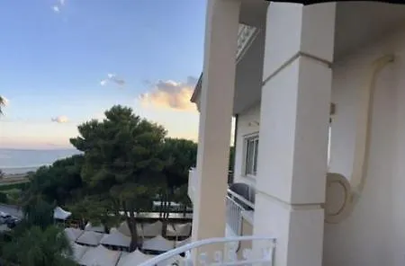 Club Kennedy Hotel 4*