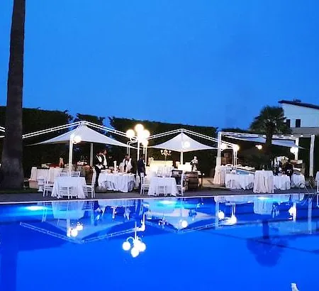 Club Kennedy Hotel 4*