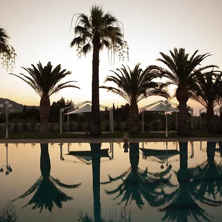 Club Kennedy Hotel 4*