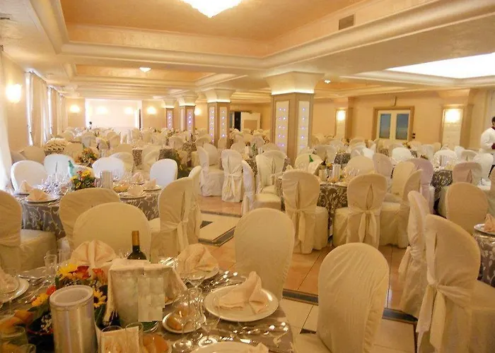 Club Kennedy 酒店 罗切拉伊奥尼卡