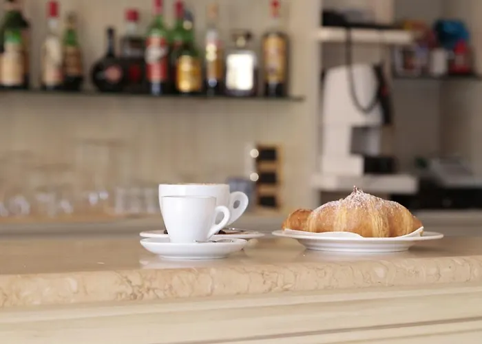 Club Kennedy 酒店 罗切拉伊奥尼卡