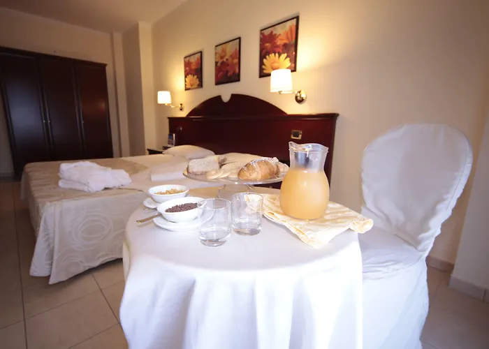 Club Kennedy 罗切拉伊奥尼卡