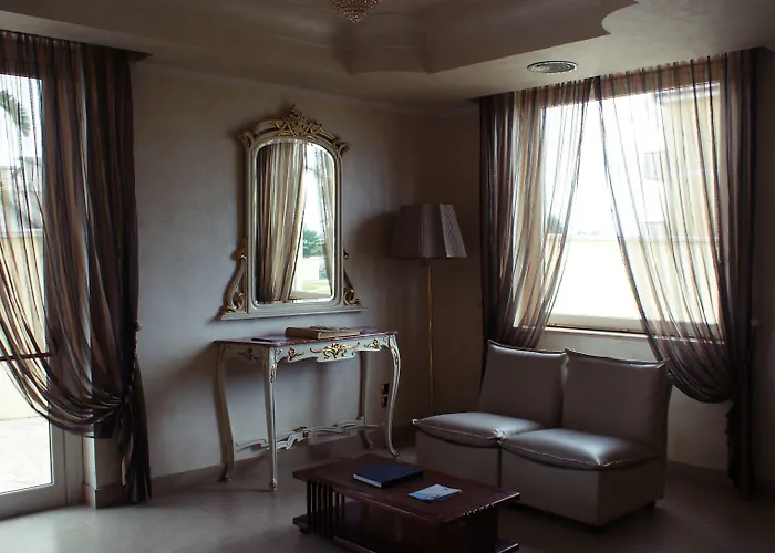 Club Kennedy 酒店 罗切拉伊奥尼卡