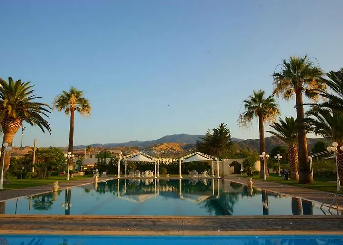 酒店 Club Kennedy 4*